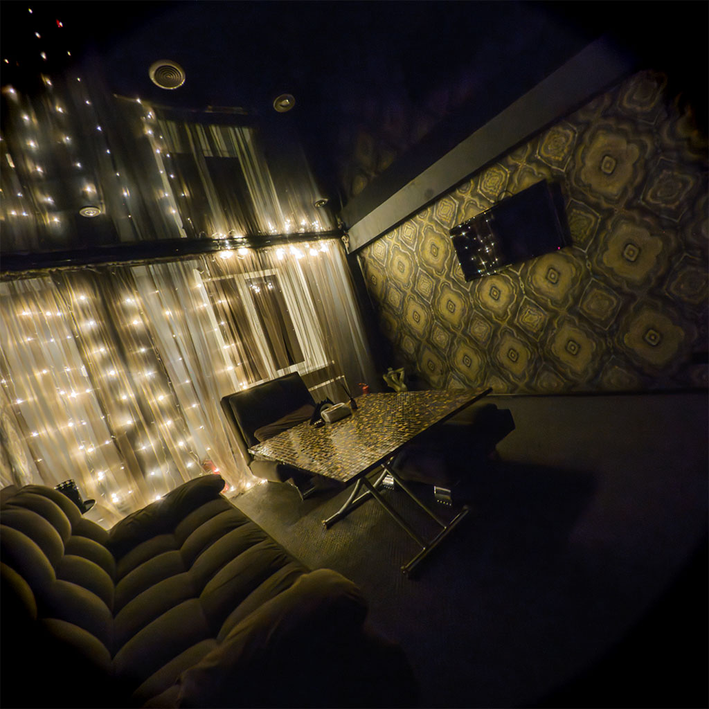 Интерьер клуба Purpura